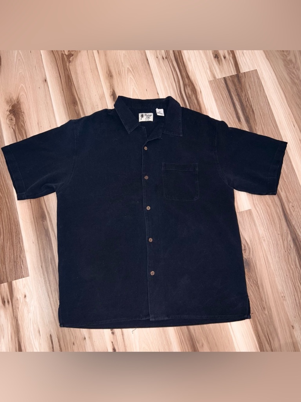 Men’s Vintage Silk 100% Silk Black Short Sleeve Collar Button Down Shirt